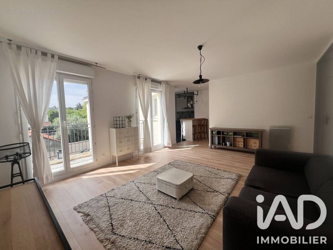 Photo 1 - Appartement à LIMEIL-BREVANNES
