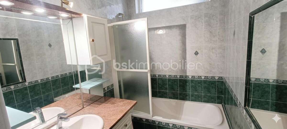 Appartement 5 pièces de 96m2 - photo 9