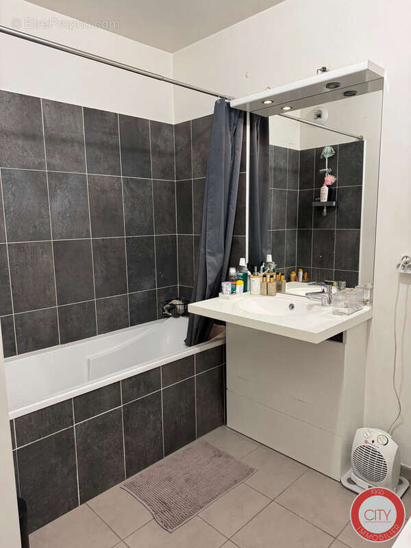 Appartement à SAINT-OUEN-L'AUMONE