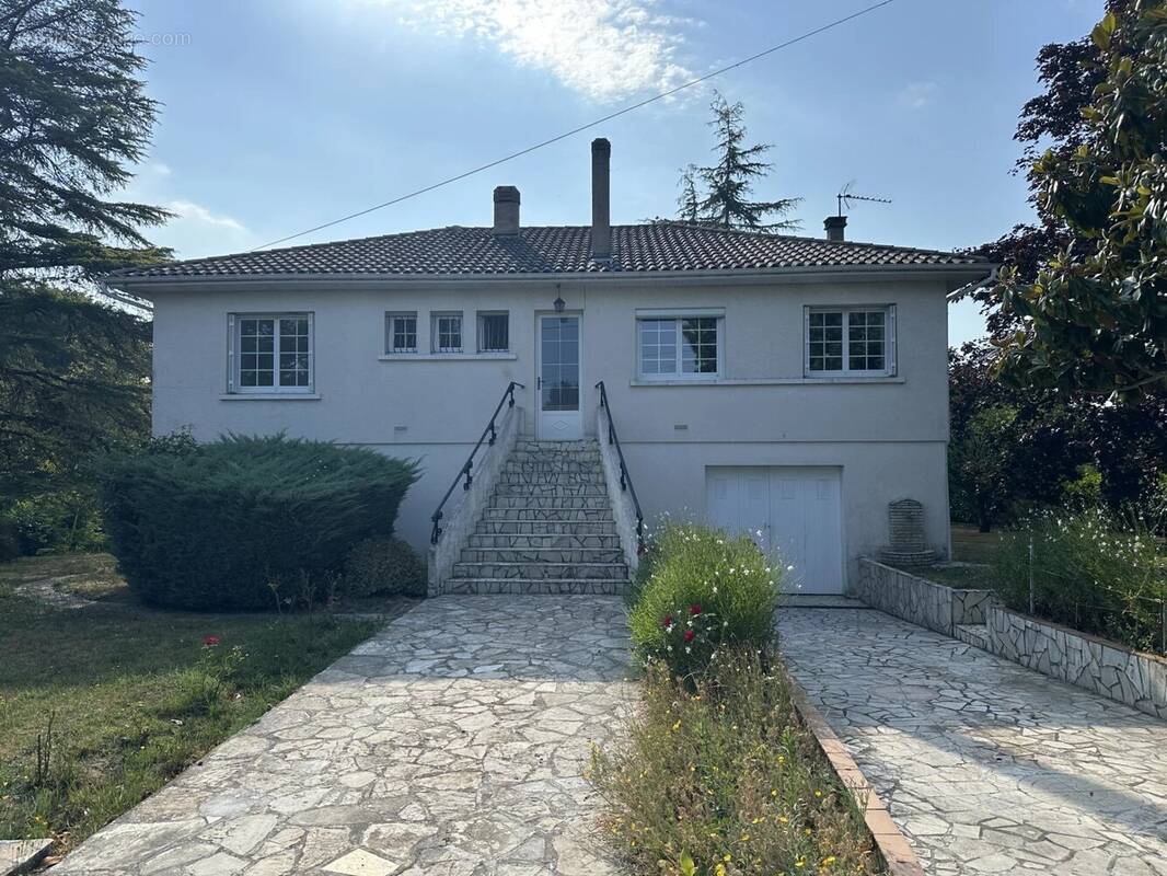 Maison à CASTELJALOUX