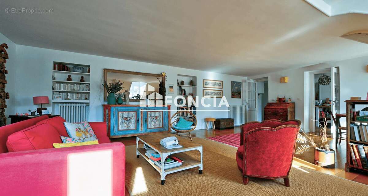 Appartement à VERSAILLES