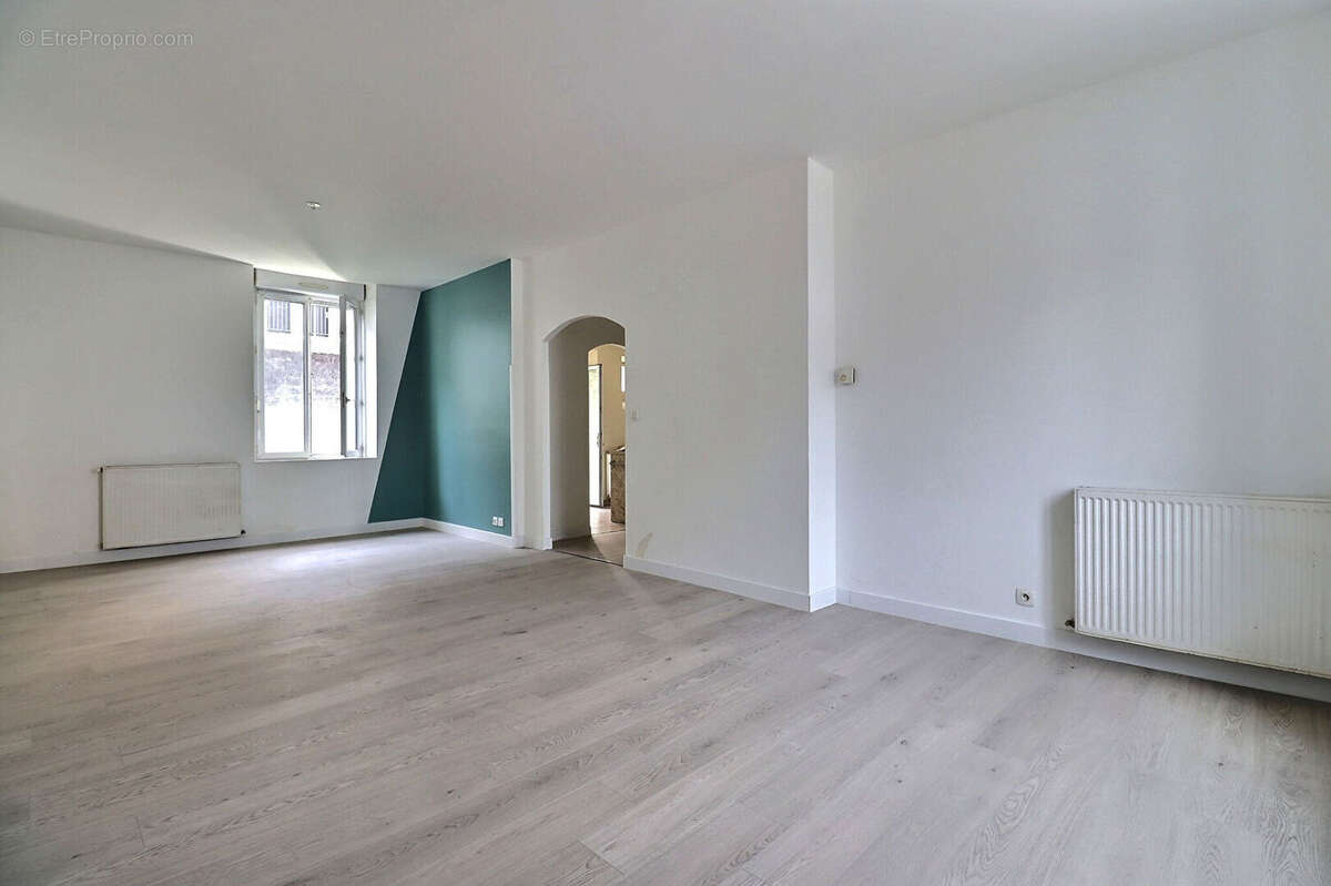 RARE - Coeur de Pau : T3 de 76 m² avec Grand Jardin au Calme Absolu - photo 4