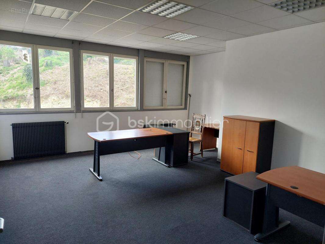 Local commercial 1800m² avec grand potentiel - photo 4