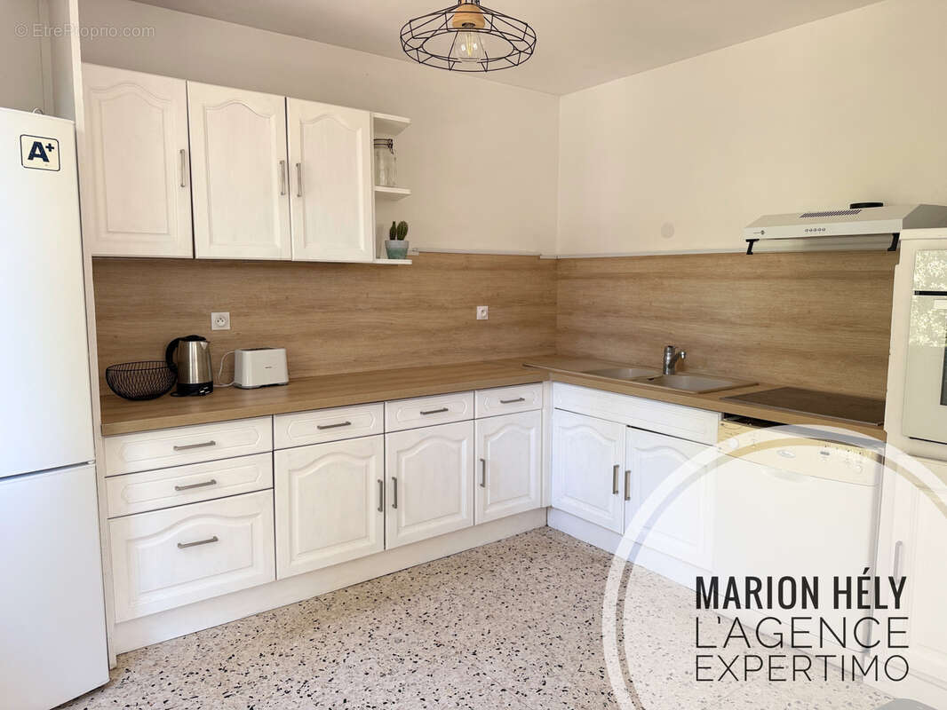 Maison à UCHAUX
