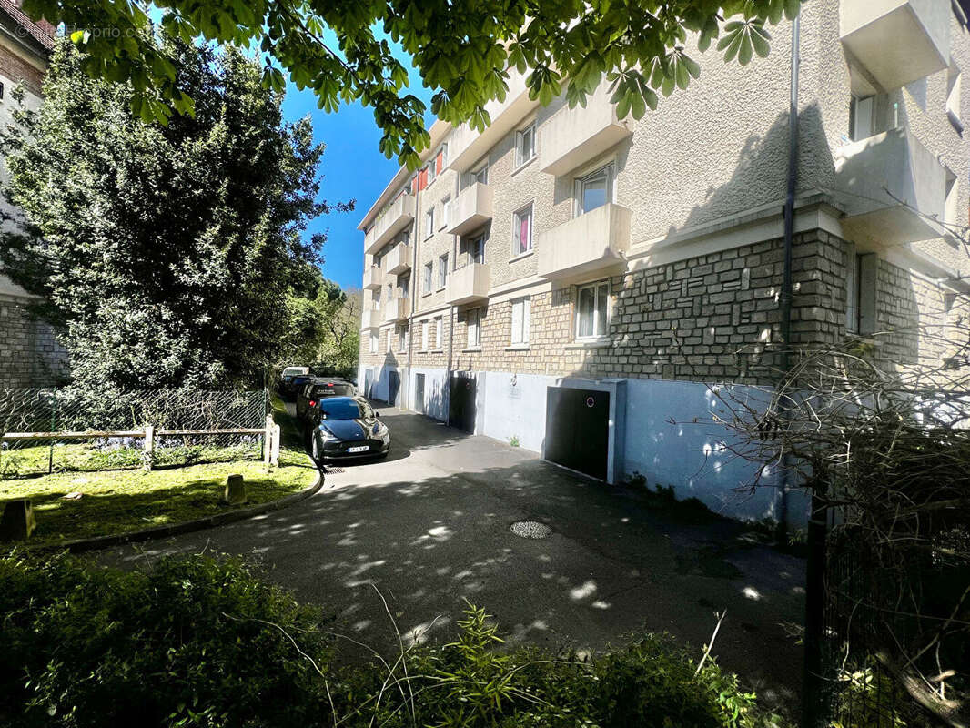 Appartement à CHAMPIGNY-SUR-MARNE