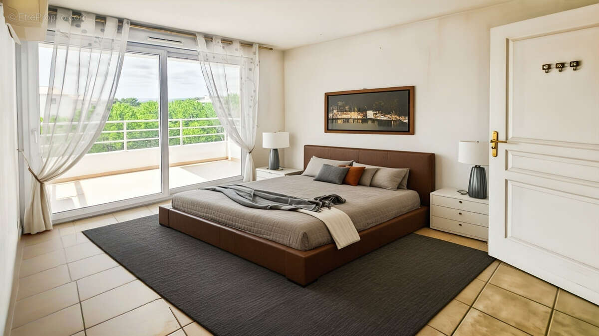 Appartement à FREJUS