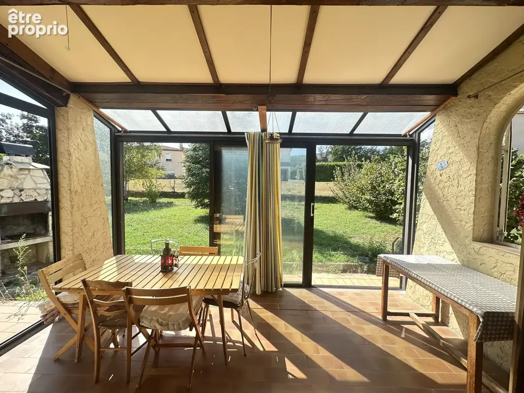 Exclusivité - Brignoles - Villa de type 3 avec garage sur 1155 m2. - photo 11