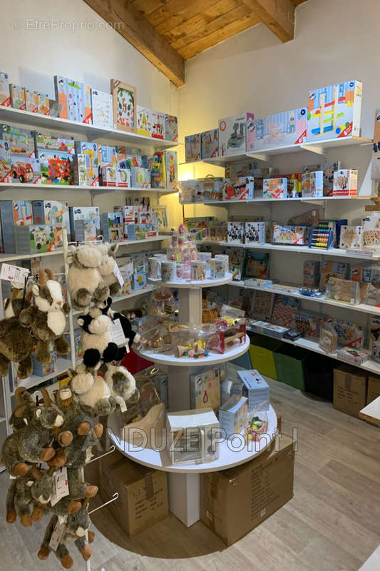 Commerce à SAINT-JEAN-DU-GARD