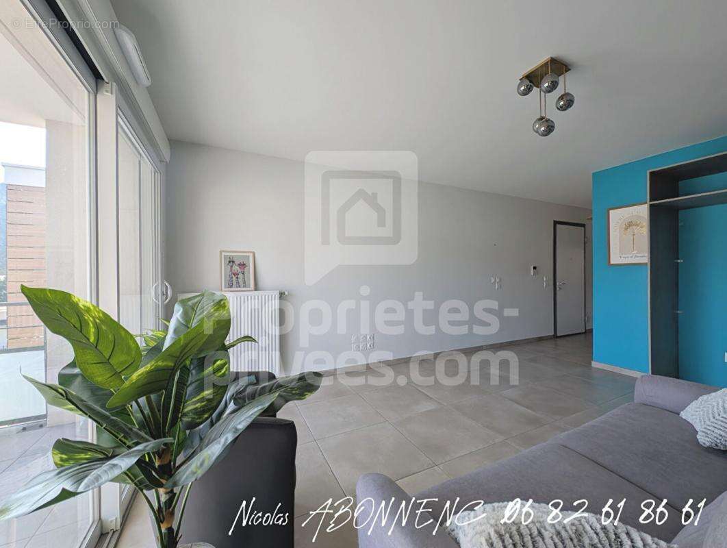 Appartement à SASSENAGE