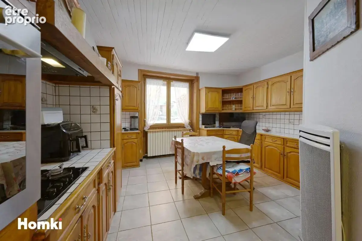 Maison avec dépendances et grand terrain – Chirens - photo 10