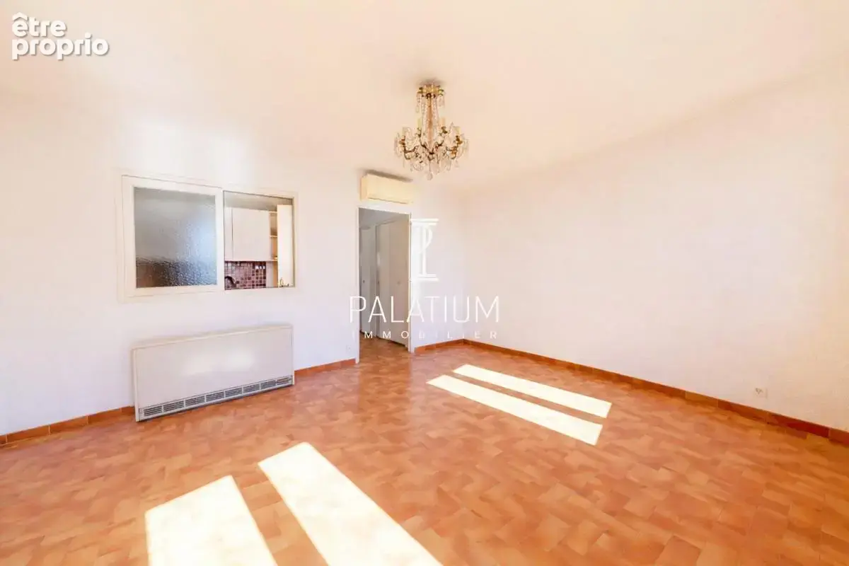 Appartement T2 - 47,45 m² - Dernier étage - Hyper centre - photo 5