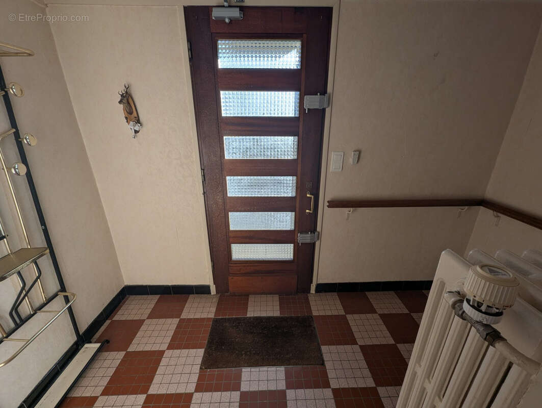 Maison à MONTGIVRAY