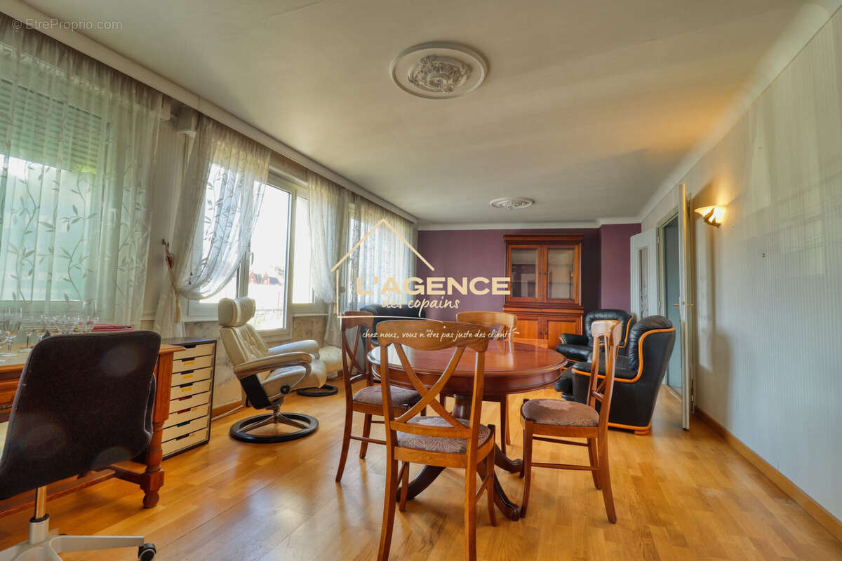 Maison à HAZEBROUCK