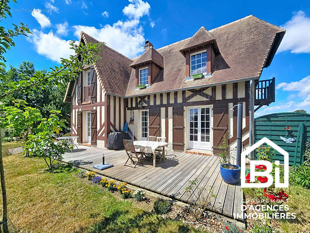 Maison à PONT-L'EVEQUE