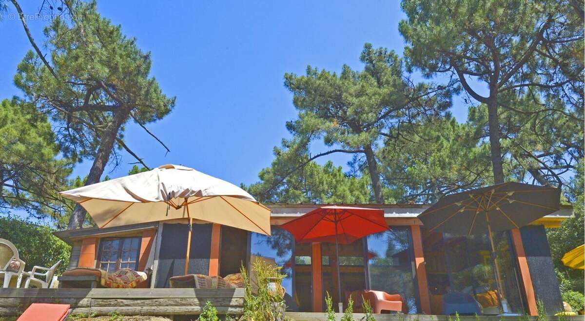 Maison à MESCHERS-SUR-GIRONDE