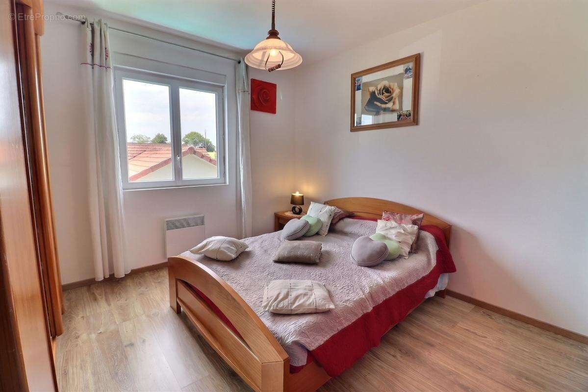 En exclusivité - maison 4 pièces de 2015 sur la commune de groslée saint-benoît (01300) - photo 7