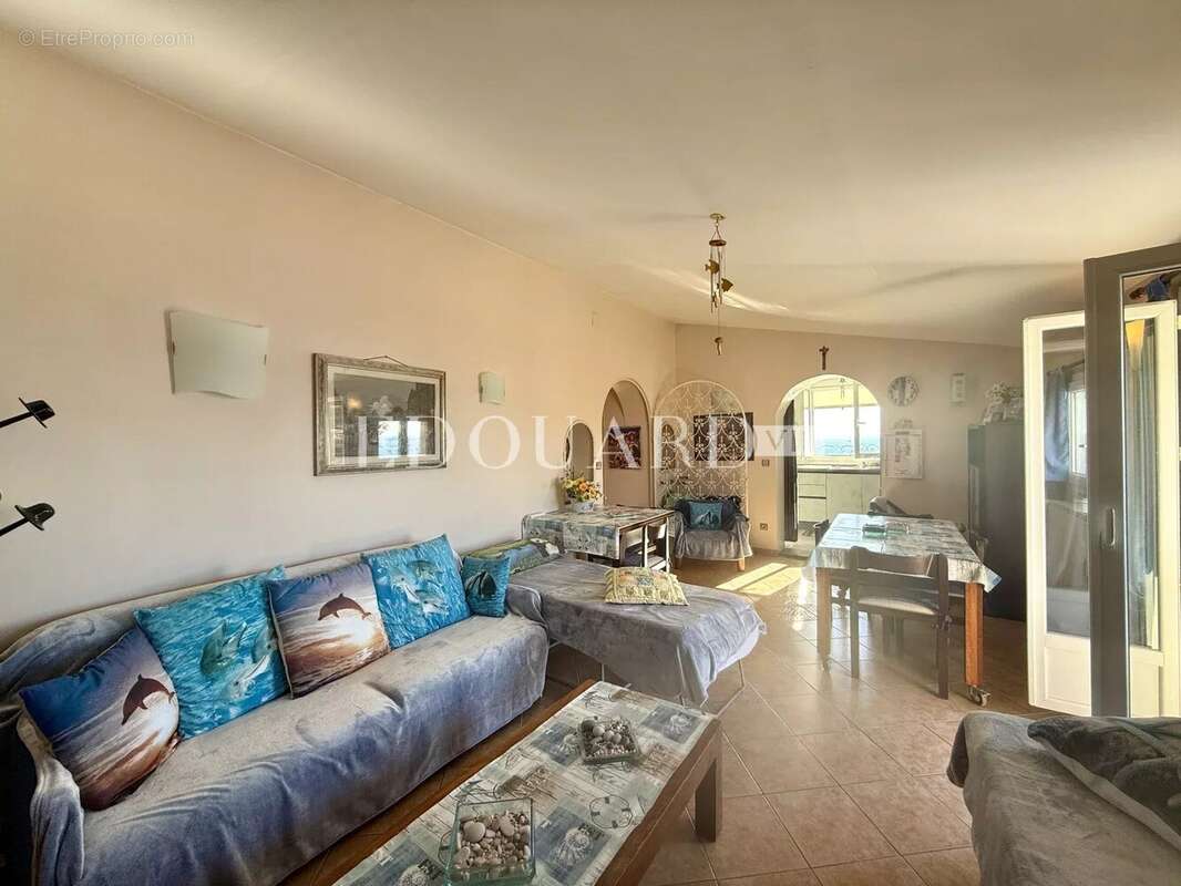 Appartement à MENTON