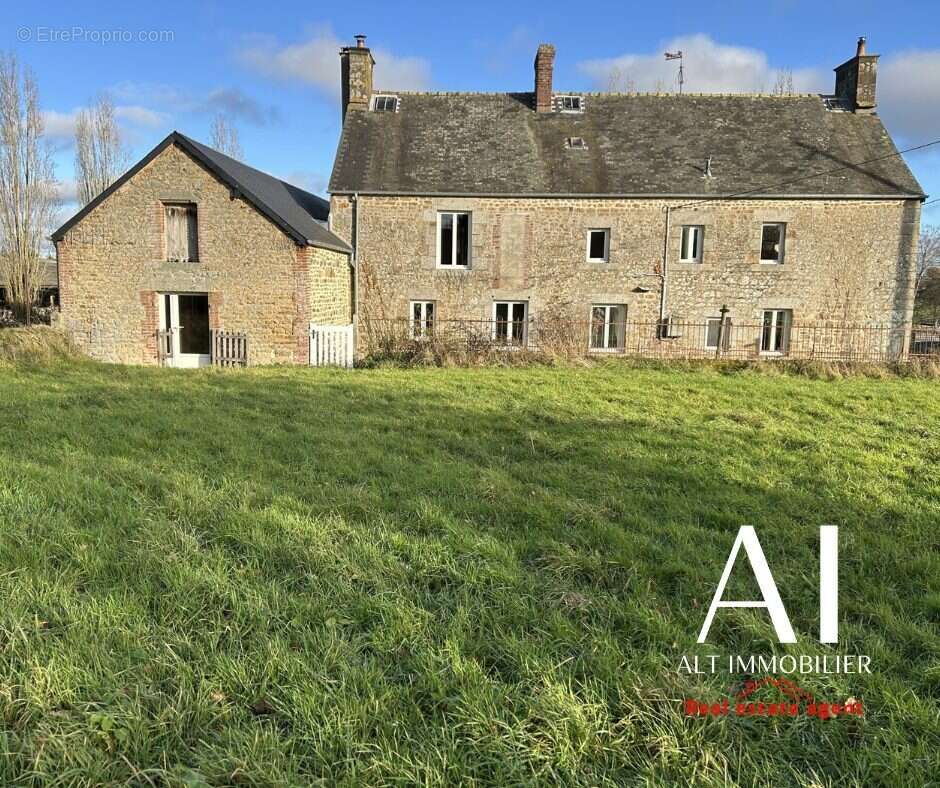 Maison à ATHIS-DE-L'ORNE