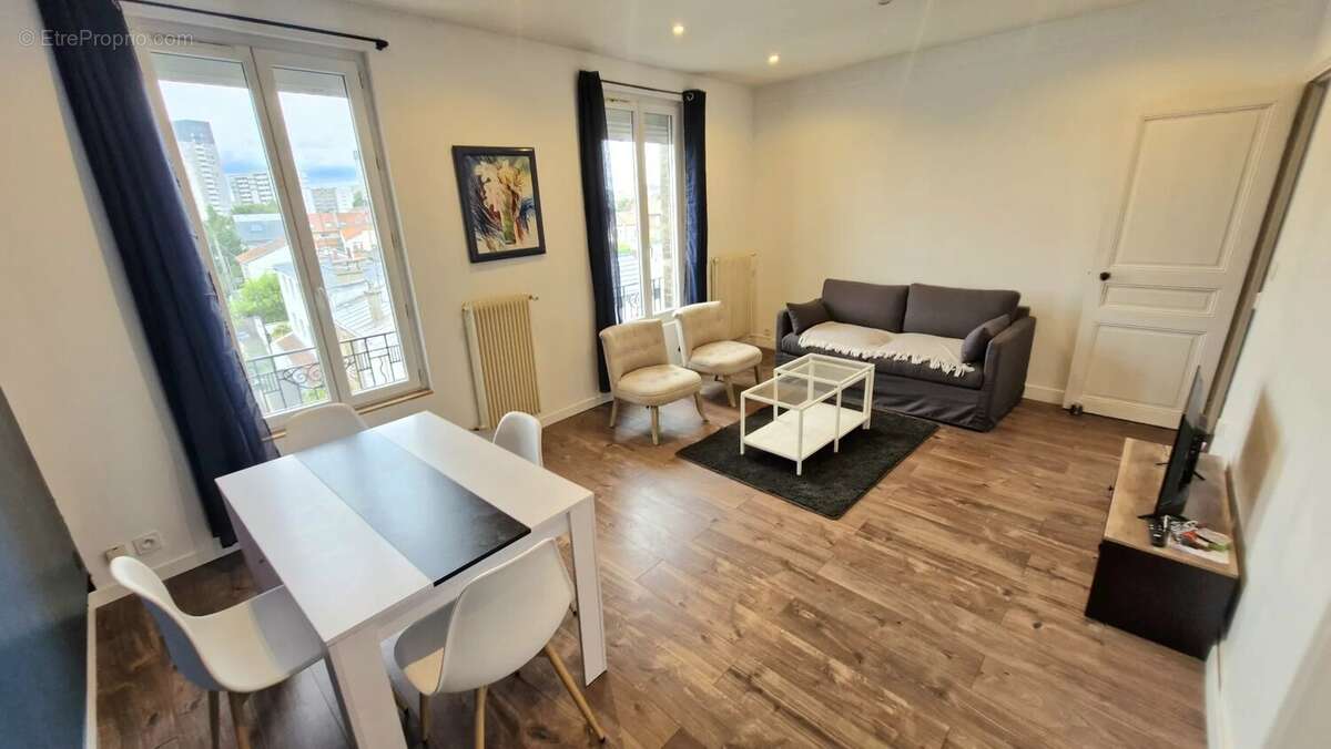 Appartement à COLOMBES