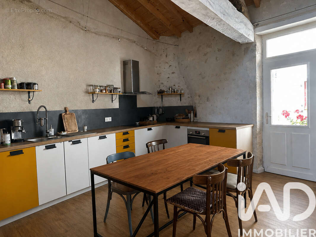 Maison 70 m² à Poudenas  - photo 6