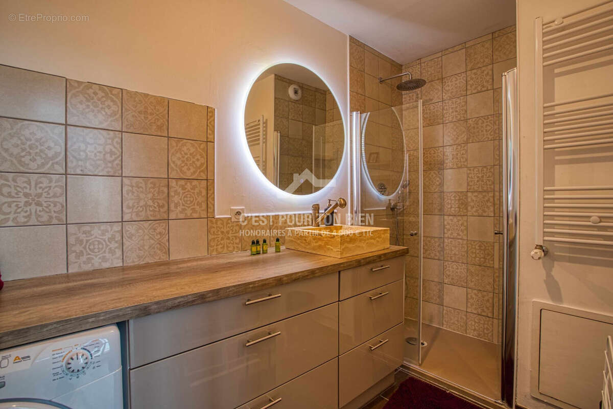 Appartement à HELLEMMES-LILLE