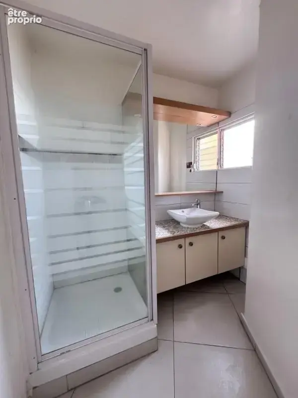 Appartement T4 (99m2) - Haut du Port, Fort-de-France - photo 6