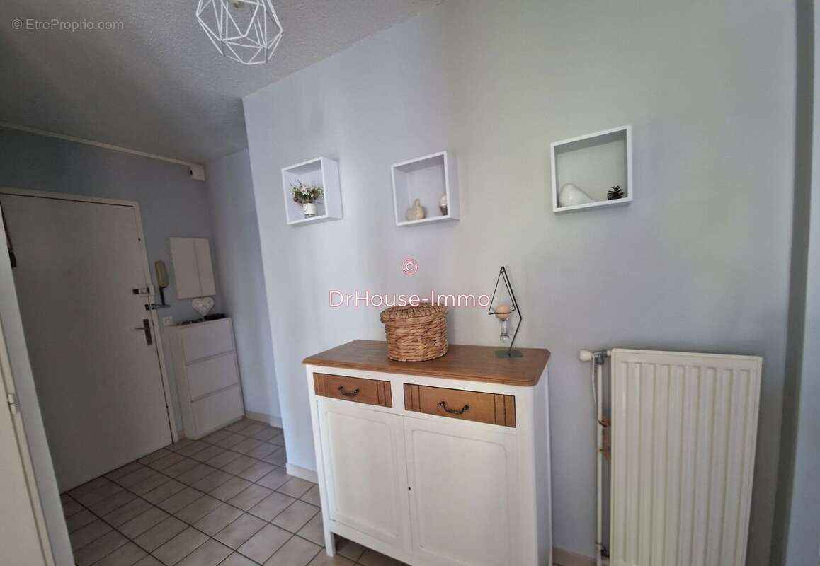 Appartement 74 m² à Romans-Sur-Isere  - photo 2