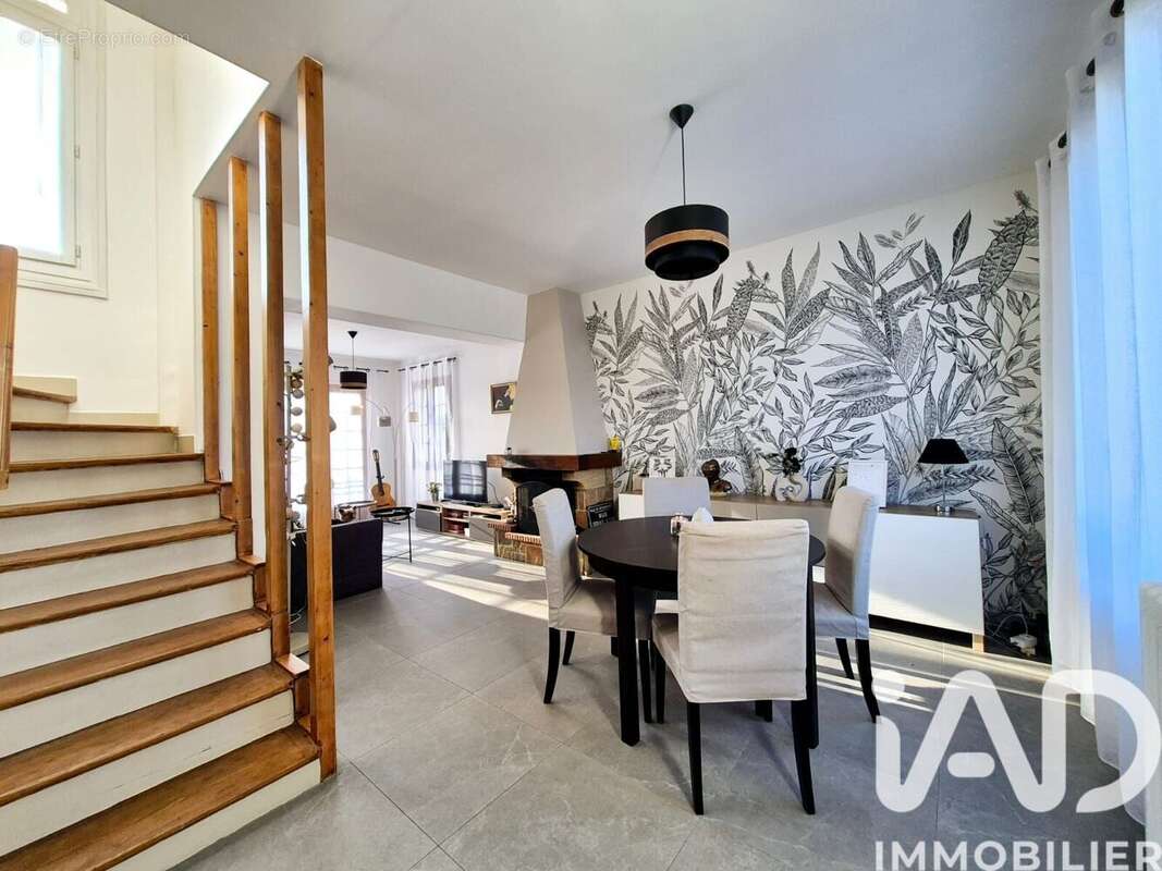 Photo 3 - Maison à TAVERNY