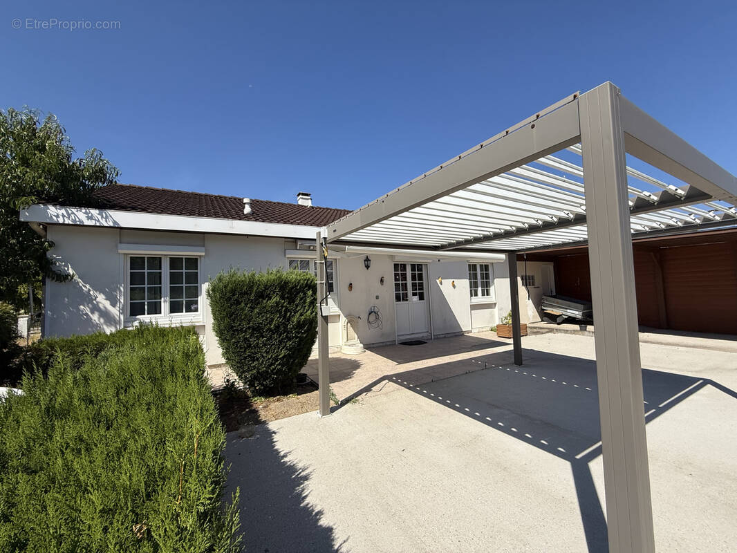 Maison à SALBRIS