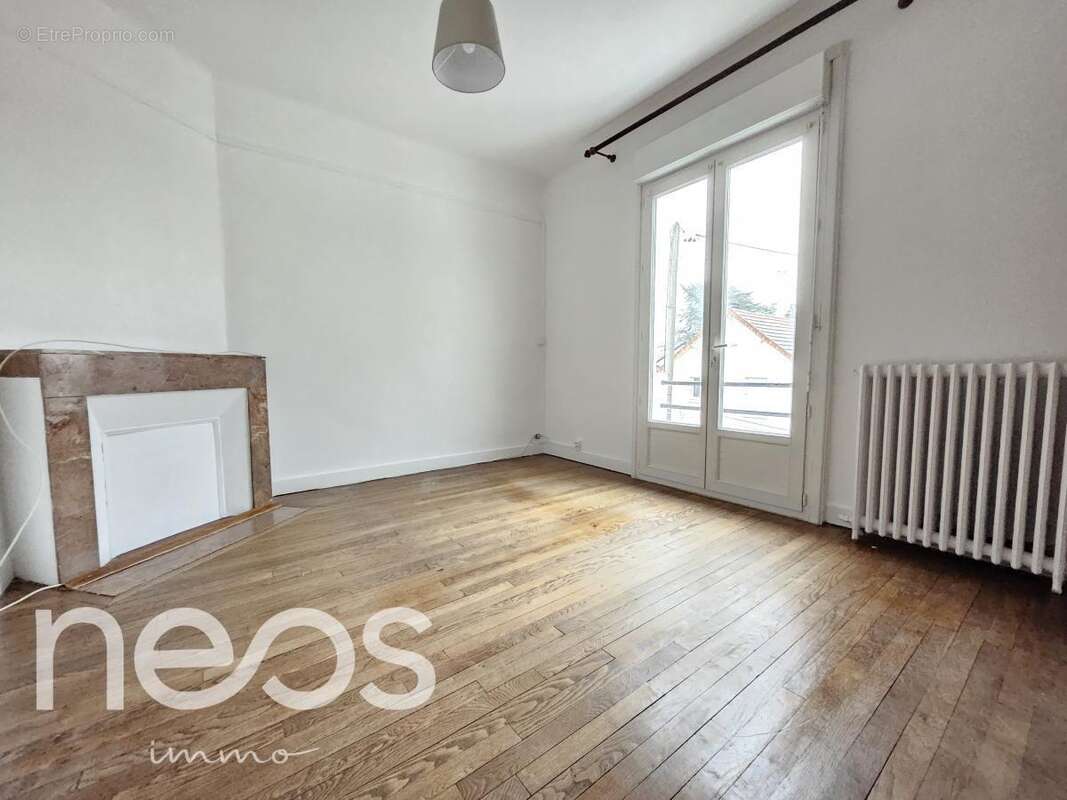 Maison à SAINT-DOULCHARD