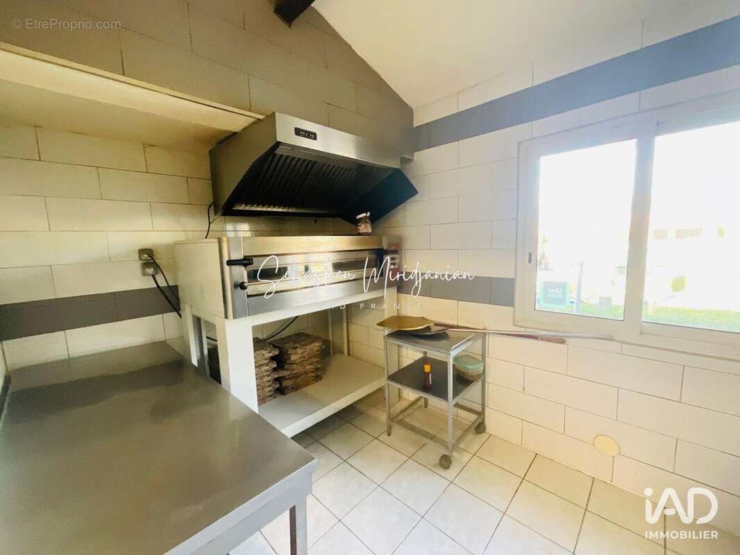 Photo 2 - Commerce à SANARY-SUR-MER