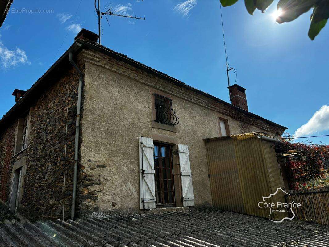 Maison à BAGNAC-SUR-CELE