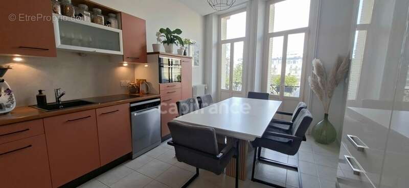 Appartement à AIX-LES-BAINS