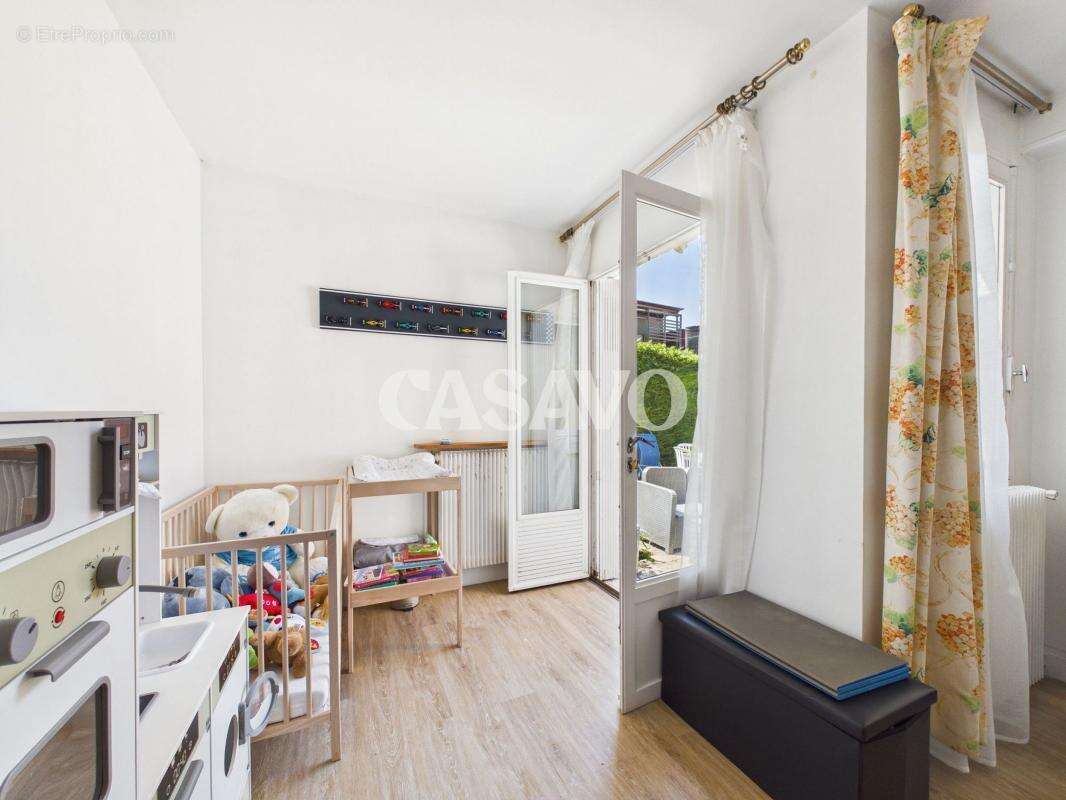 Vente Maison 4 pièces de 68m² - 92210 Saint-Cloud - photo 6