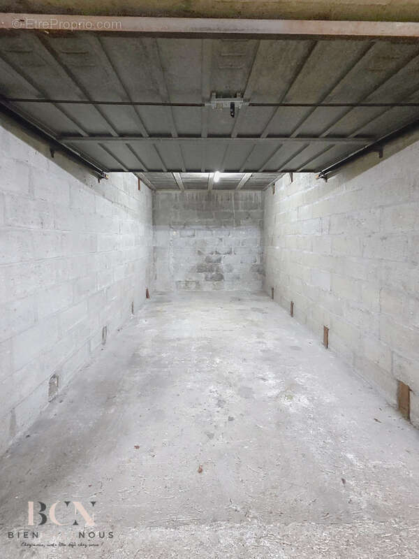 Parking à EPINAY-SUR-SEINE