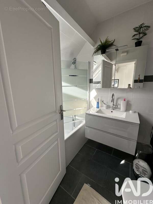 Photo 9 - Maison à CHARTRETTES