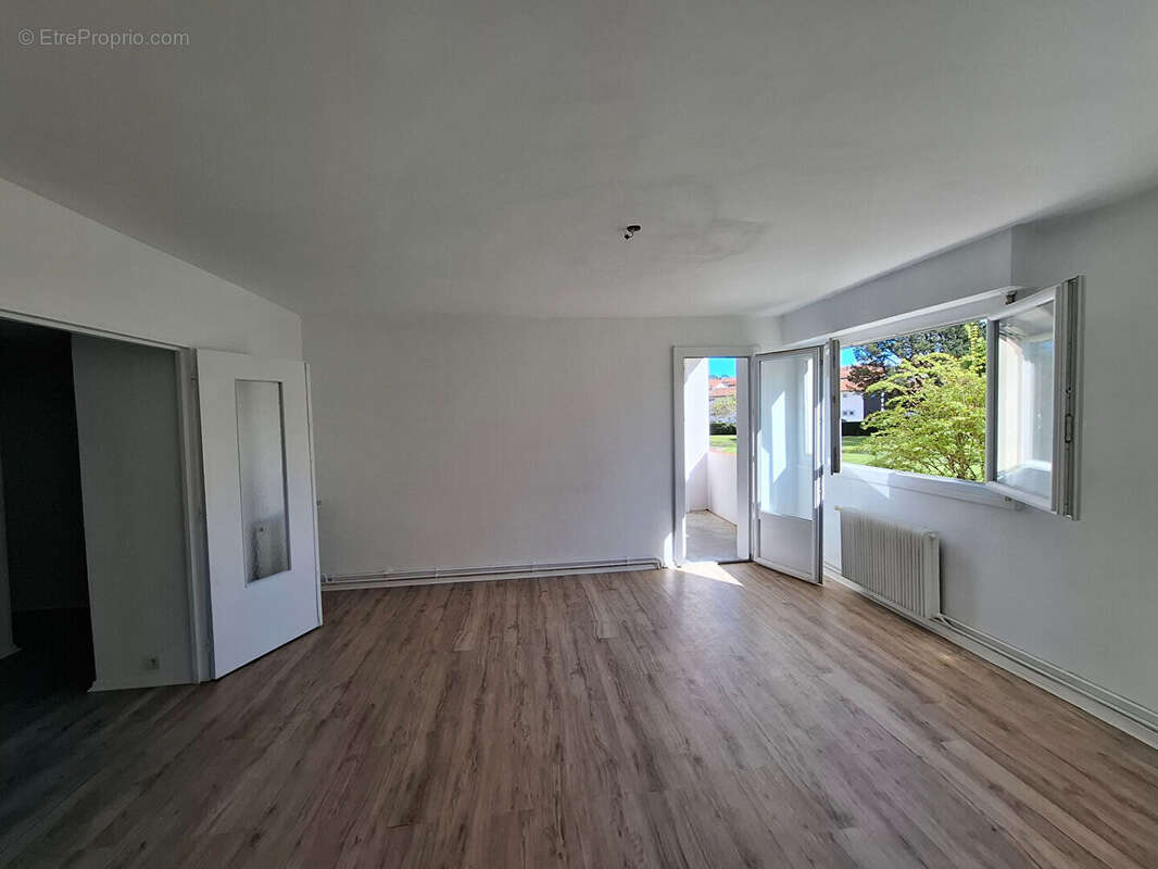 Appartement à CIBOURE