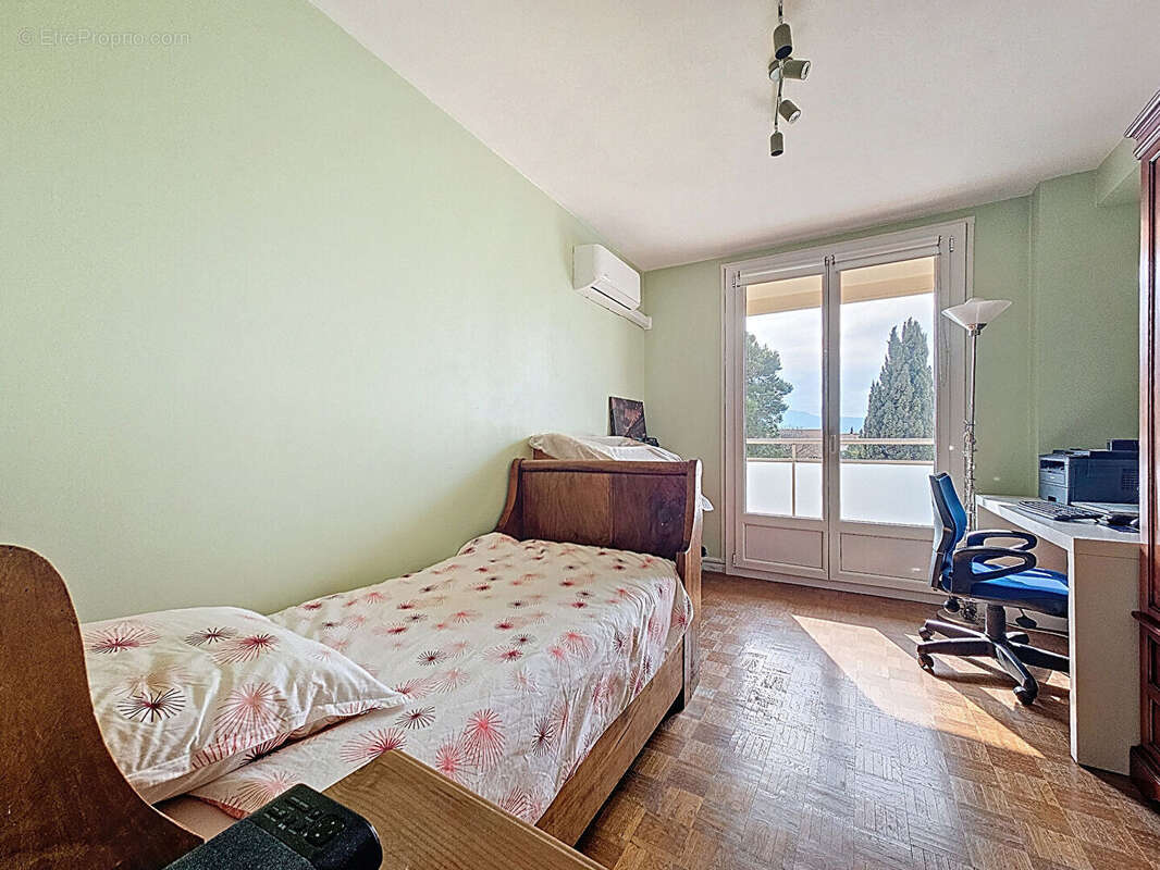 Appartement à MARSEILLE-12E