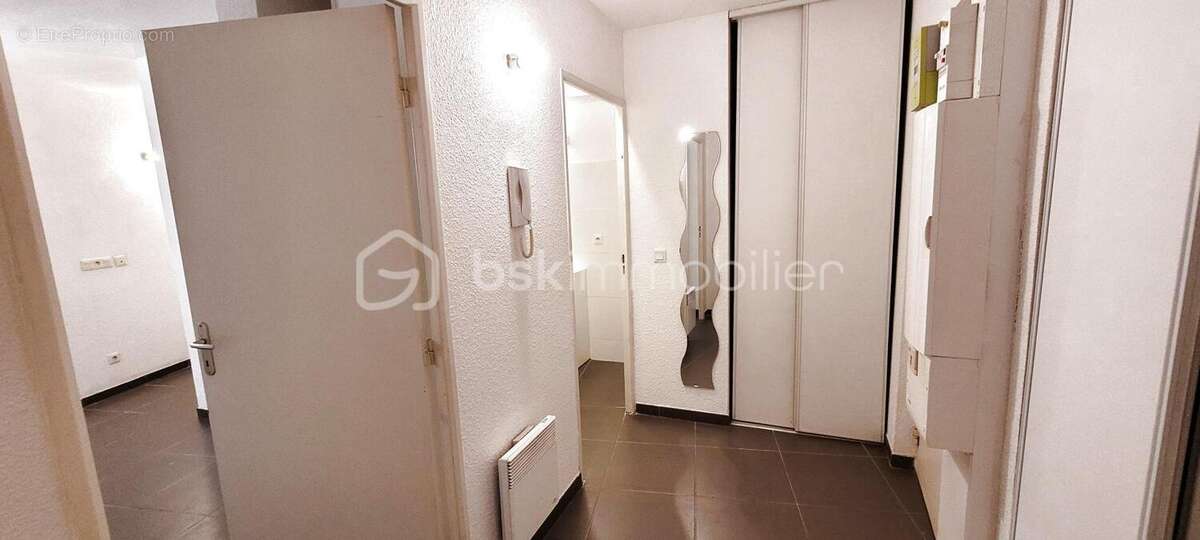T2 de 43.5 m² avec petit garage - photo 10