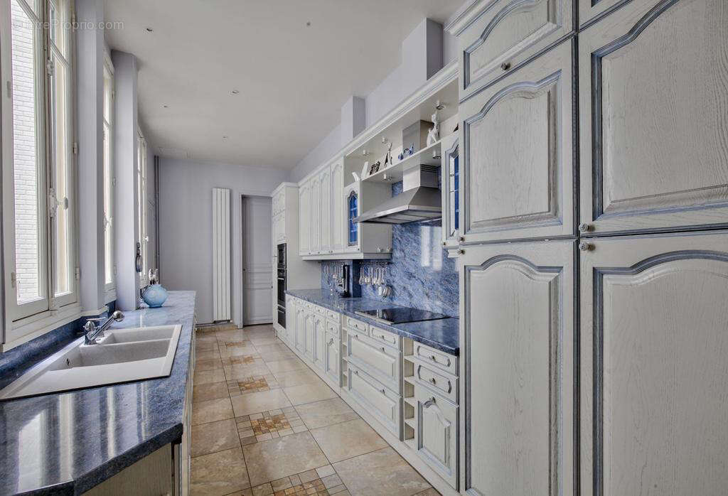 Paris 7e - appartement d'exception vue directe sur le champ de mars/tour eiffel (rf vb3659) - photo 10