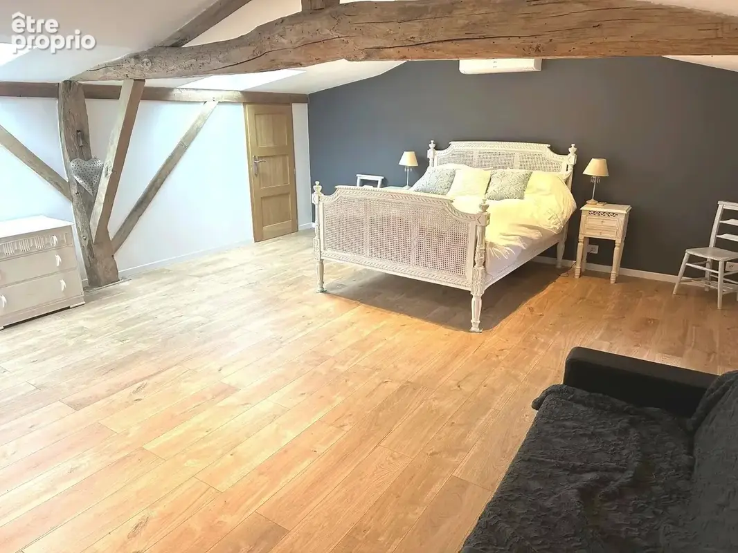 Maison rénovée avec 5 chambres plus un terrain à batir - photo 8