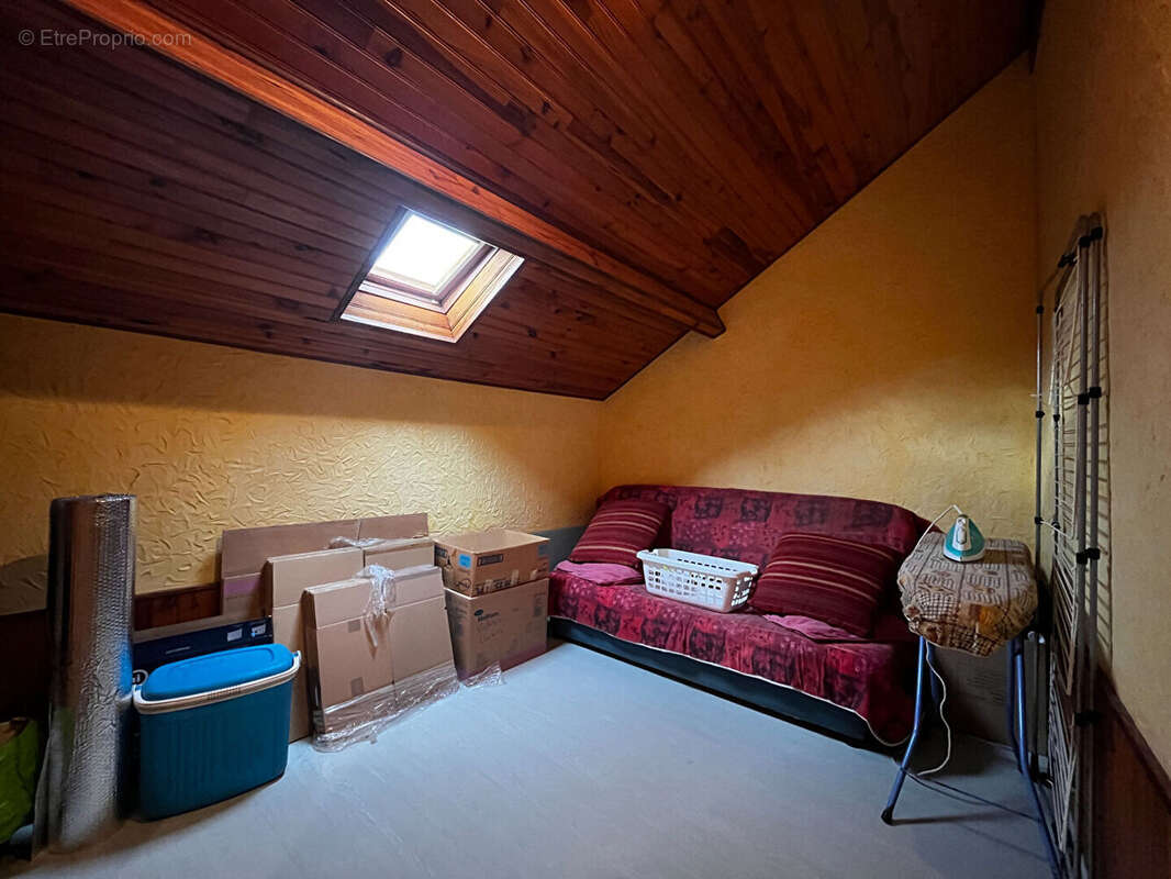 Maison à SAINT-JEAN-DE-SAUVES