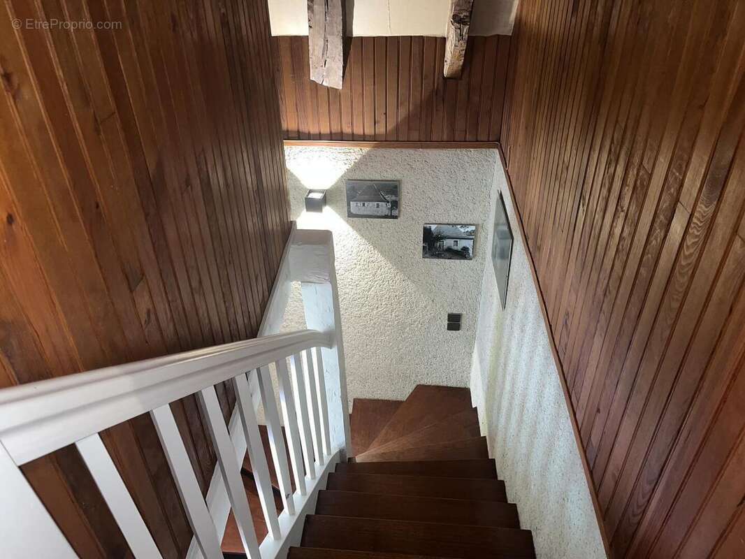 Escaliers - Maison à FIGEAC