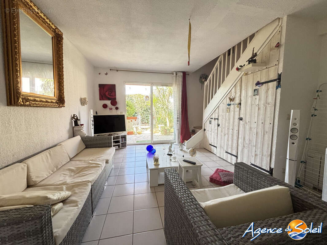 Maison 59 m² à Fleury  - photo 4