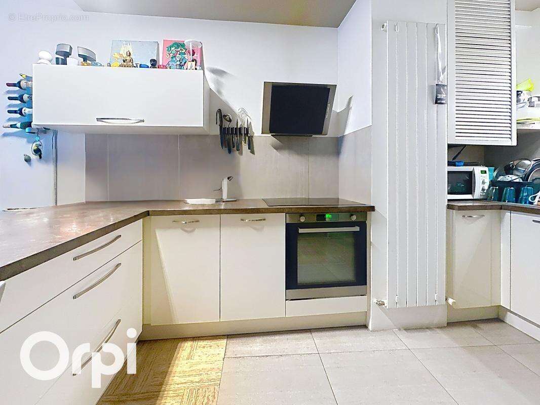 Appartement à VILLENEUVE-LOUBET