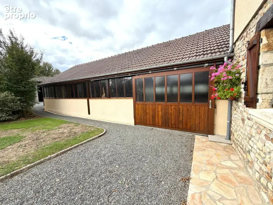 # méautis (50) – propriété de caractère avec plus de 900 m² de bâtiments – idéale pour entrepreneur - photo 4