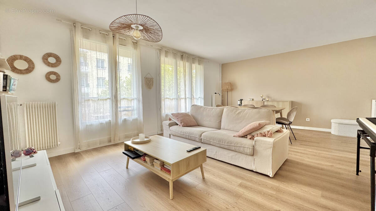 Appartement à TASSIN-LA-DEMI-LUNE