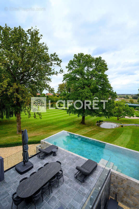 Château de la Fontaine - Maison 500 m2 - 1,8 Hectare - 6 chambres - photo 6
