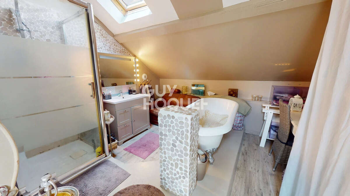 Maison de ville 97 m2 centre ville - photo 8