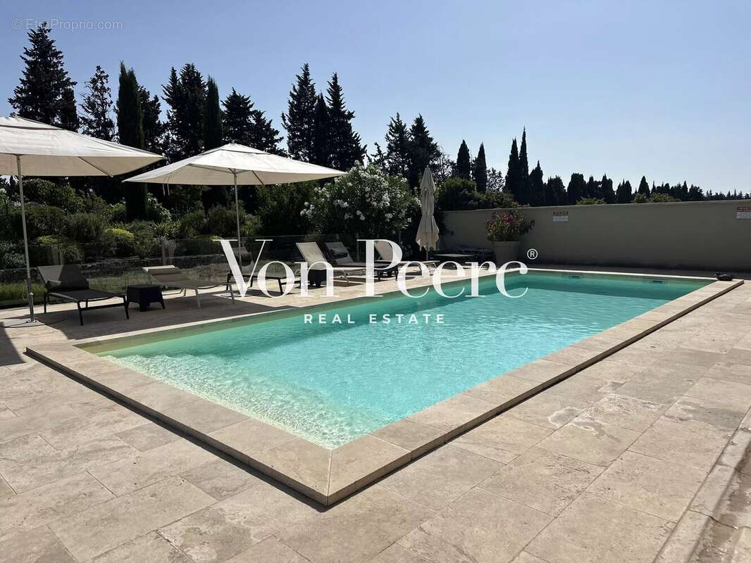 Appartement à SAINT-ETIENNE-DU-GRES